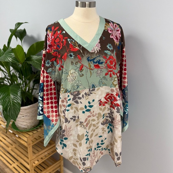 Soft Surroundings Izumi Kimono Sleeve Tunic Top M Embroidered Mixed  Patchwork - Picture 2 of 10